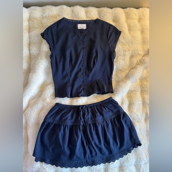 Reformation Valetta Two Piece In Navy, brand new, never worn, no flaws. - Picture 8 of 16